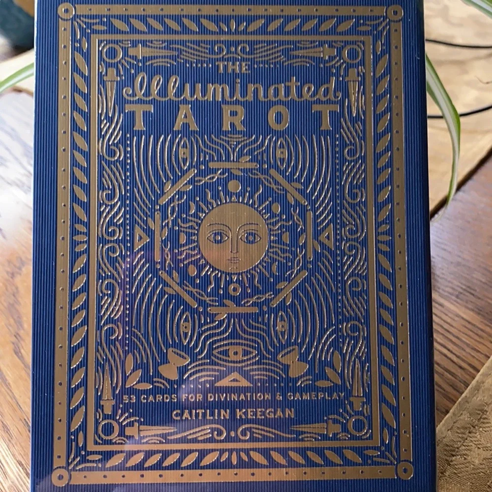 The Illuminated Tarot Cards - Picture 3 of 7